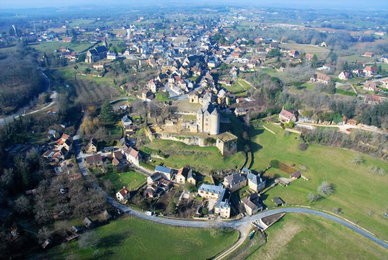 Petite Maison En Pierre Au Coeur Du Perigord Noir Salignac Eyvigues Bagian luar foto