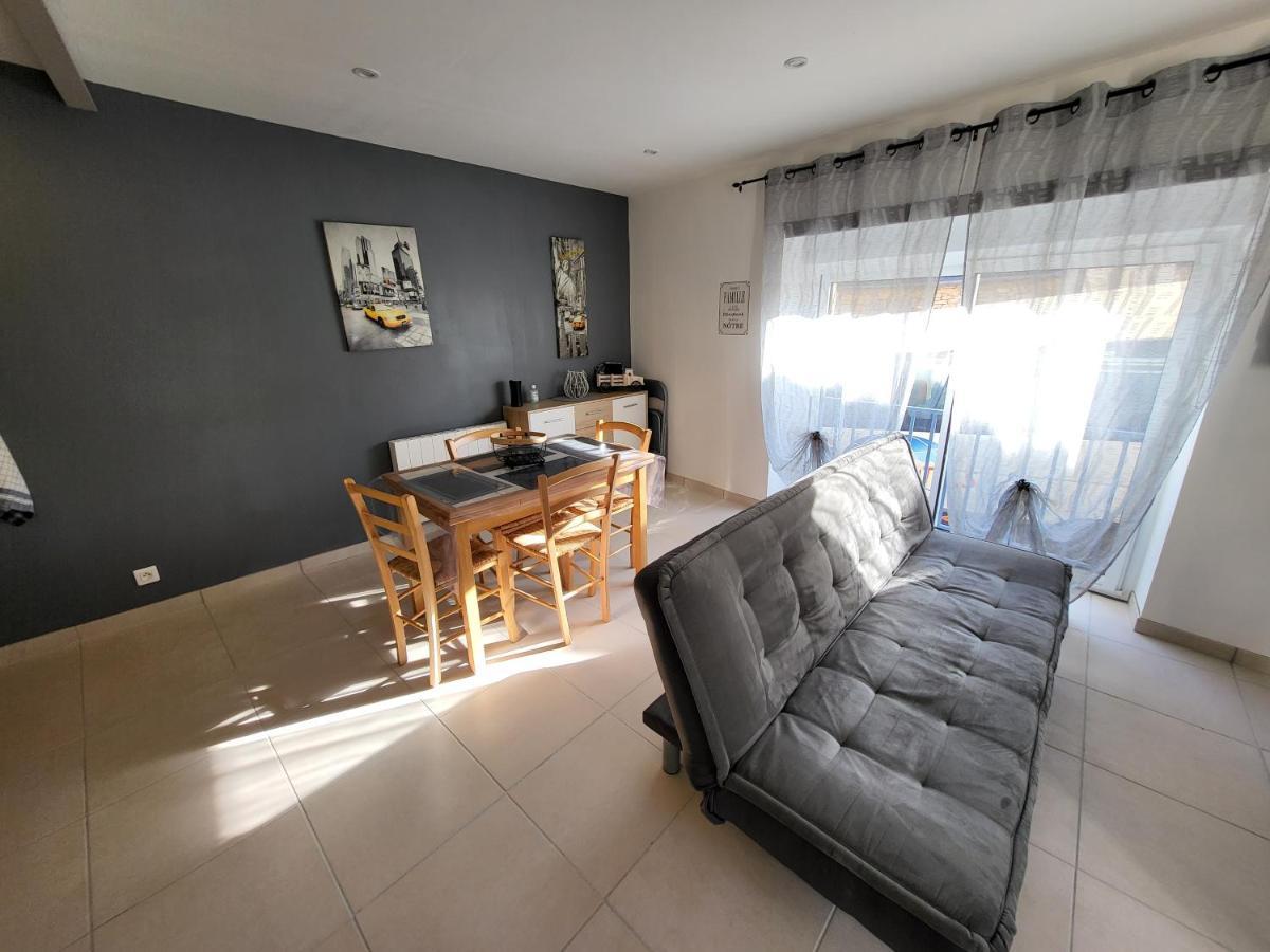 Petite Maison En Pierre Au Coeur Du Perigord Noir Salignac Eyvigues Bagian luar foto