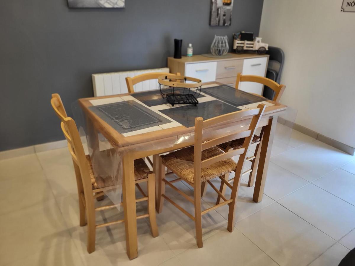 Petite Maison En Pierre Au Coeur Du Perigord Noir Salignac Eyvigues Bagian luar foto