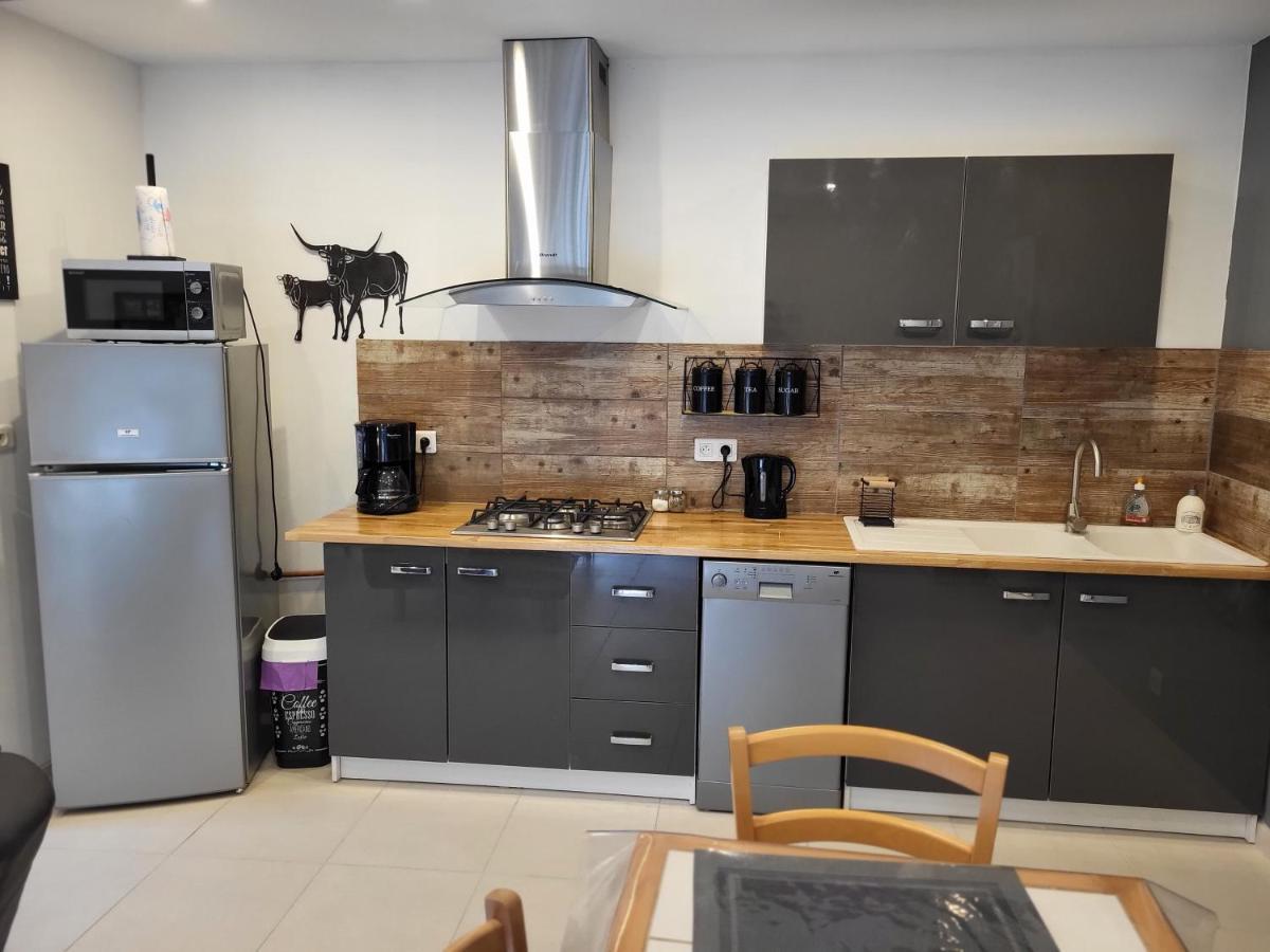 Petite Maison En Pierre Au Coeur Du Perigord Noir Salignac Eyvigues Bagian luar foto